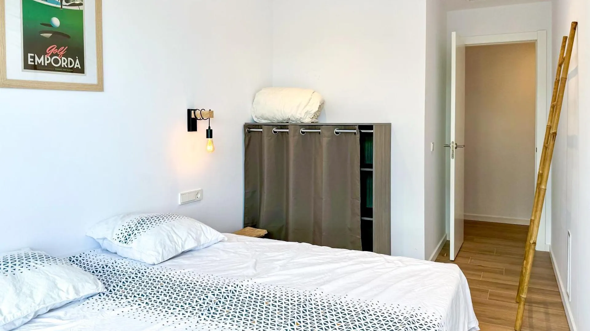 Conill - Espectacular Chalet Moderno Con Piscina Pals
