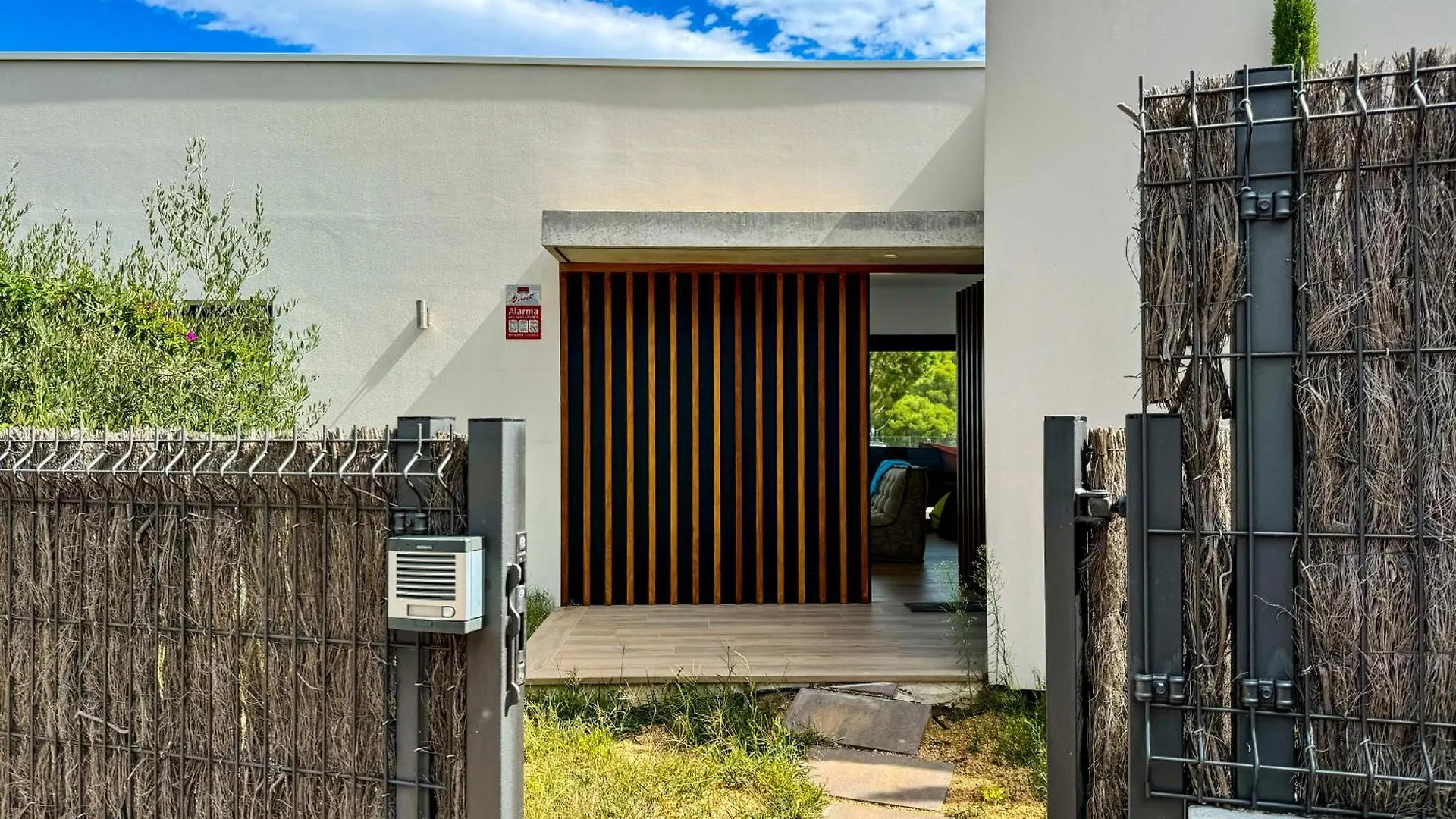 Conill - Espectacular Chalet Moderno Con Piscina Pals
