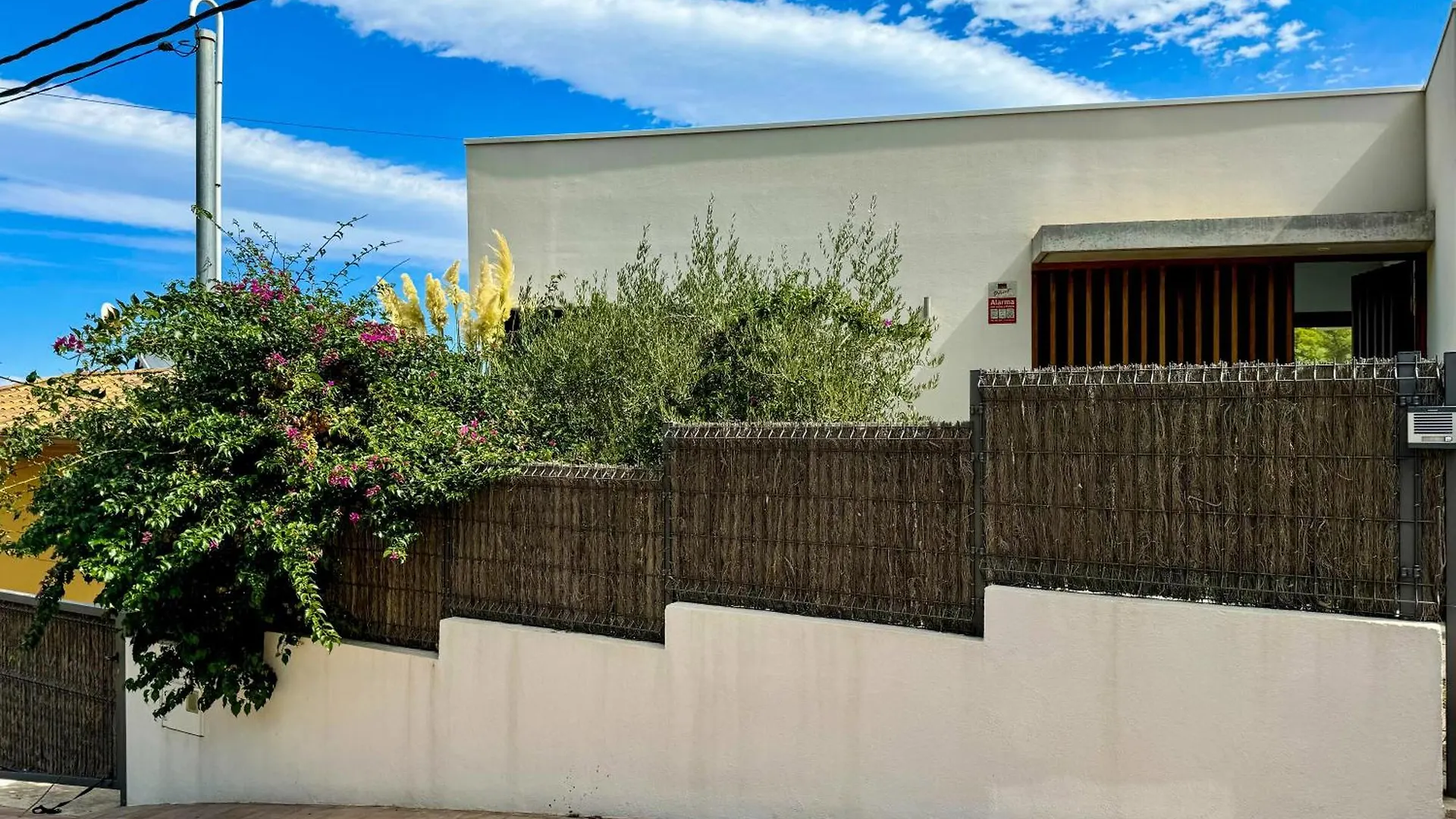 Conill - Espectacular Chalet Moderno Con Piscina Pals